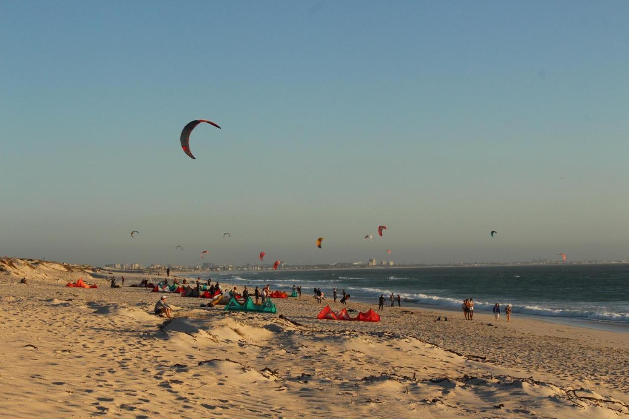 Beach Daze Appartement Bloubergstrand Buitenkant foto